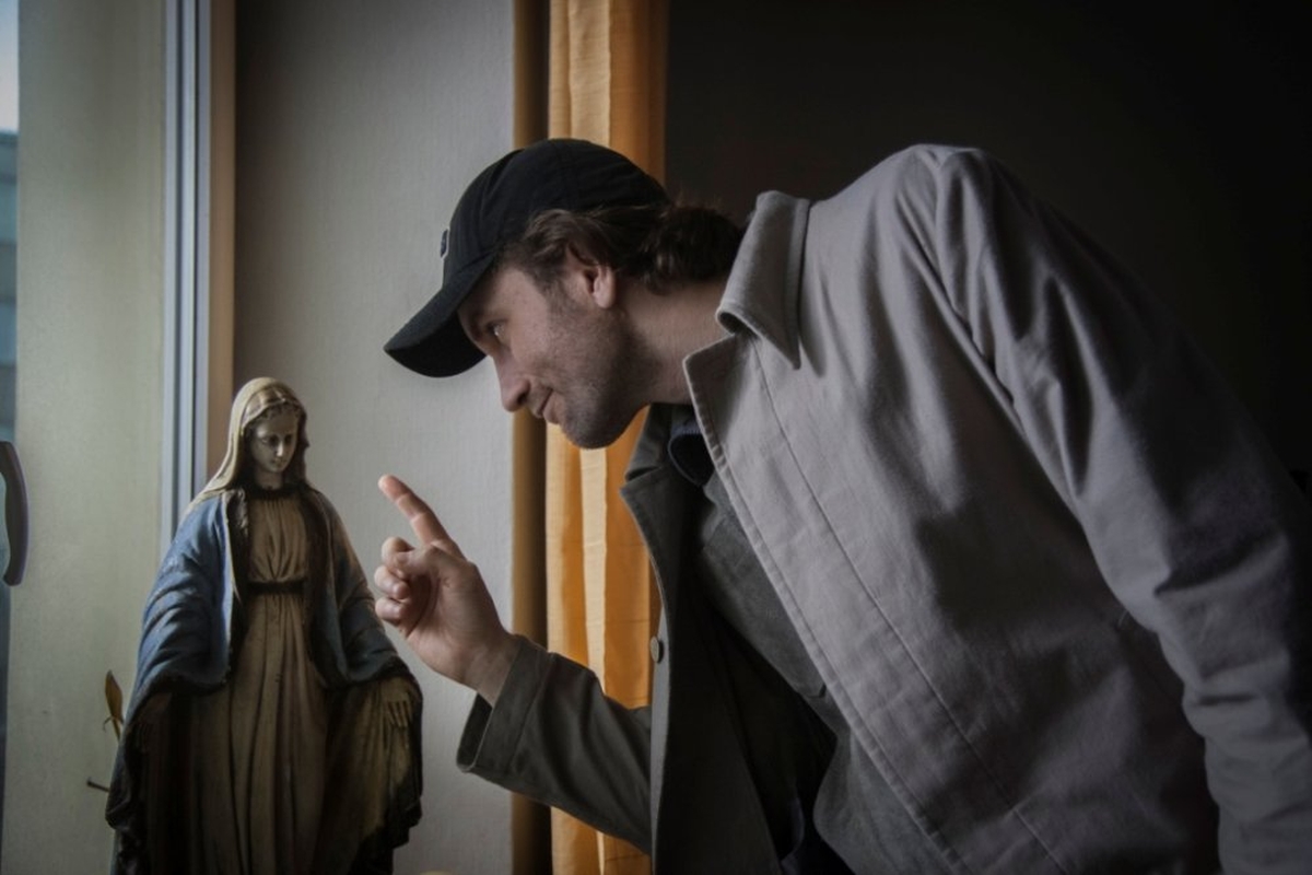 Tomasz Kot w filmie Żyć nie umierać.